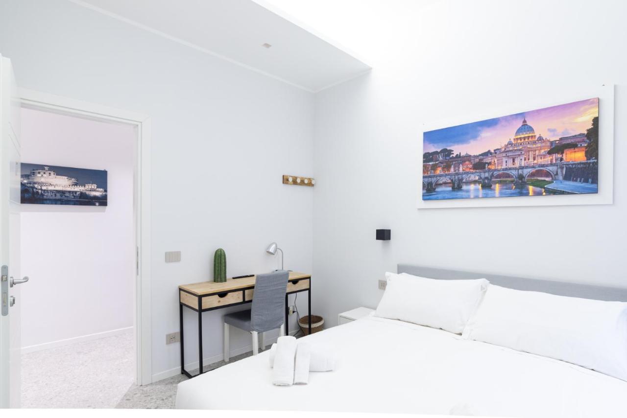White Home Suite And Rooms Рим Екстериор снимка