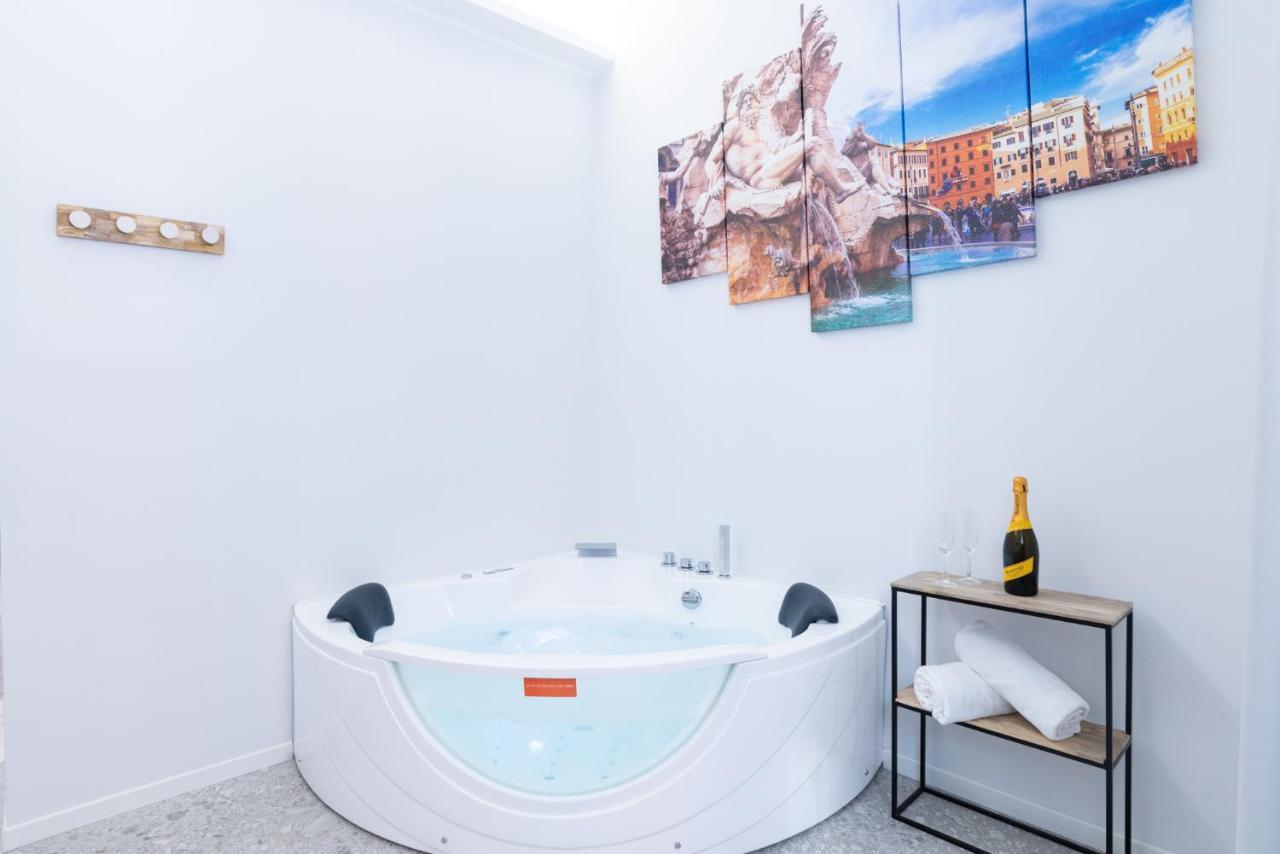 White Home Suite And Rooms Рим Екстериор снимка